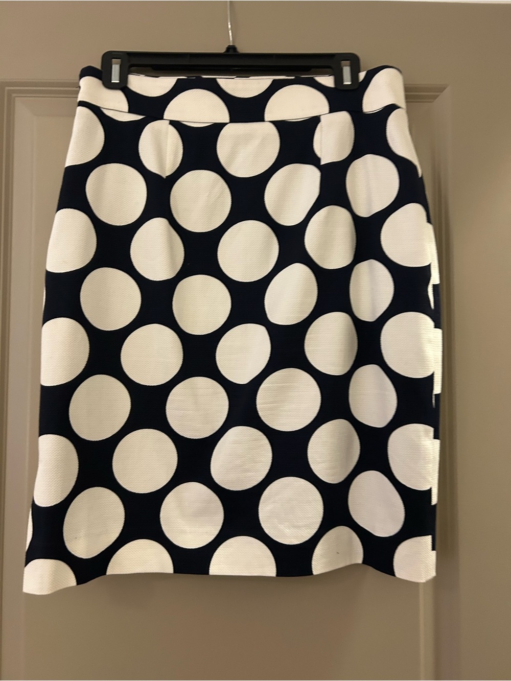 Ann Taylor Navy and White Polka Dot Pencil Skirt